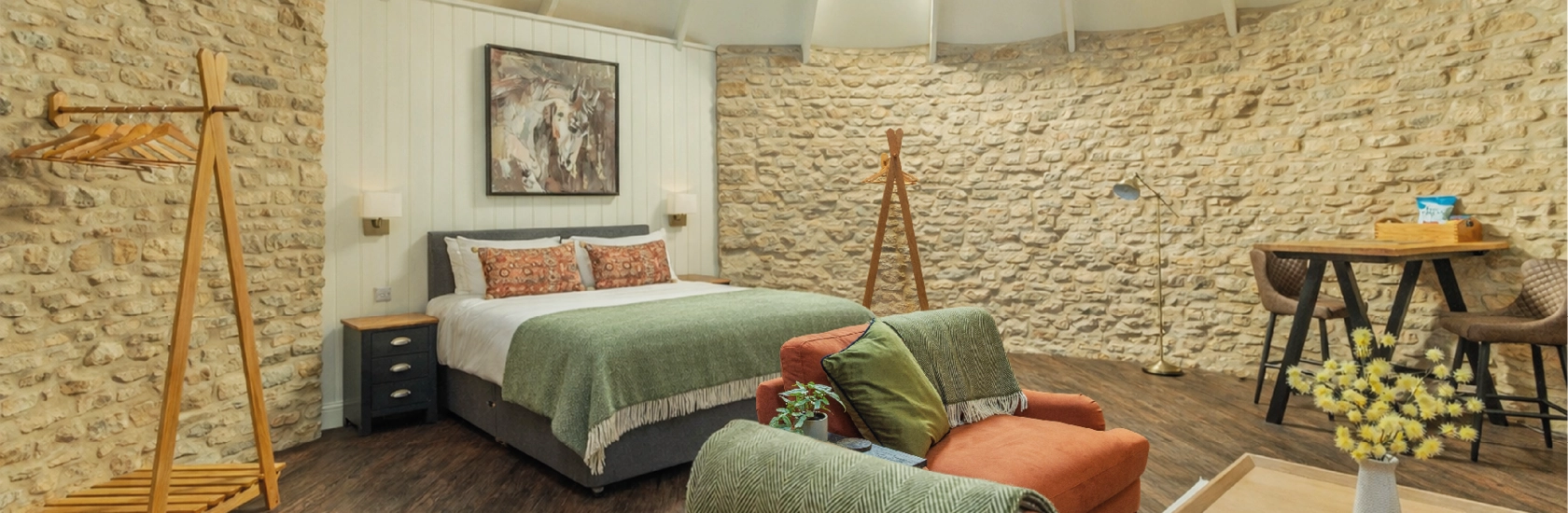 Full-width Horse Gin